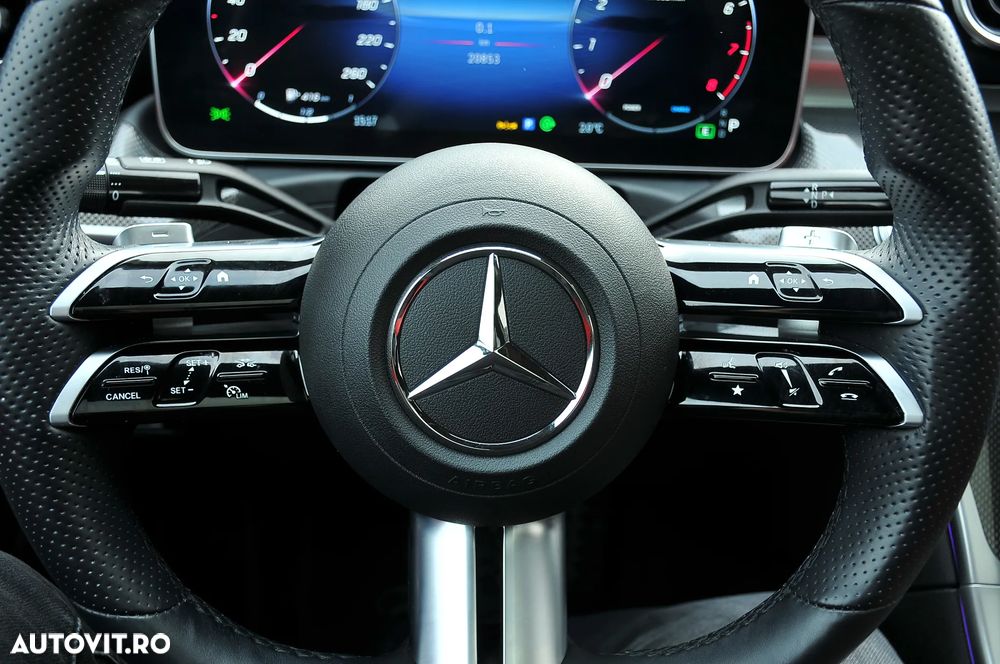 Mercedes-Benz C 300 4MATIC 9G-TRONIC AMG Line - 26