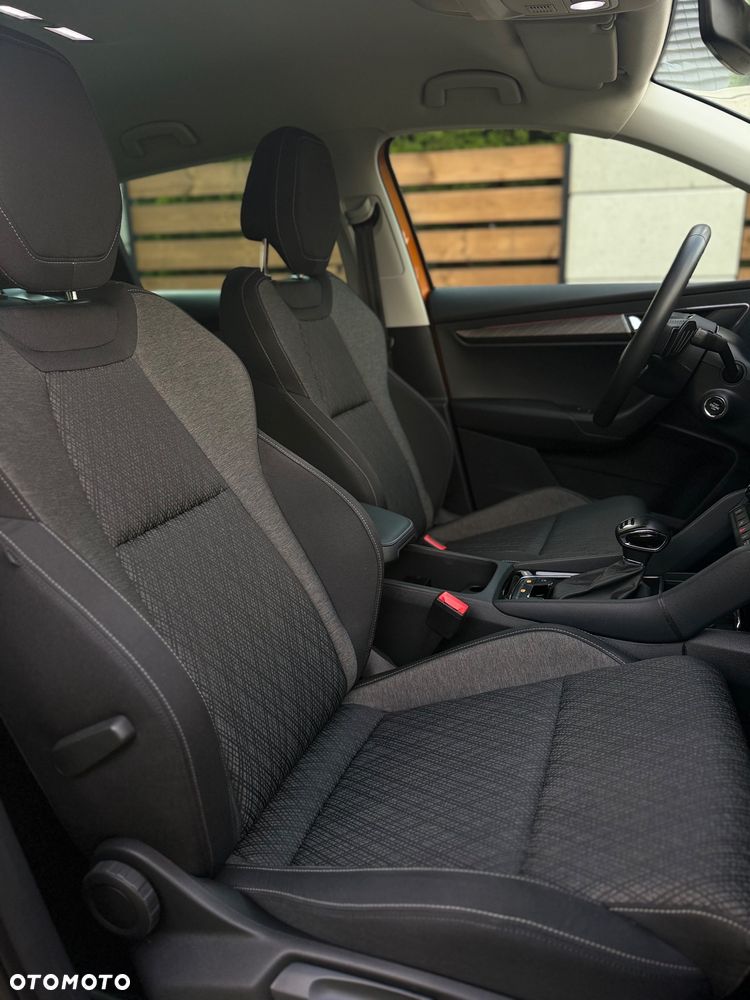 Skoda Karoq 2.0 TDI SCR 4x4 Style DSG - 25