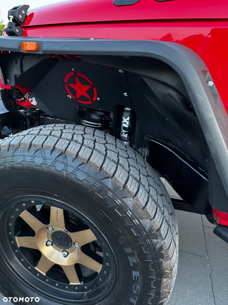 Jeep Wrangler 3.6 Unlim Sahara - 8