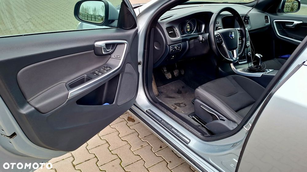 Volvo V60 D4 RDesign - 15