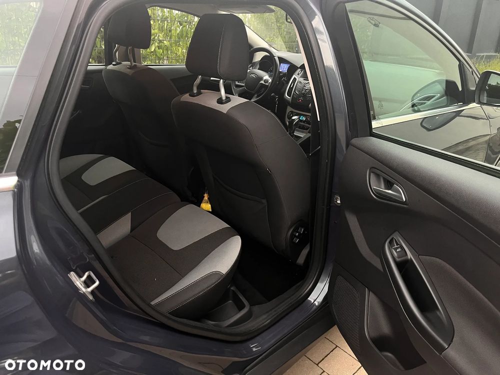 Ford Focus - 16