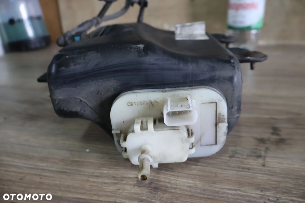 VOLVO V50 C30 S40 II 2.0 1.6 DIESEL ZBIORNIK ZBIORNICZEK PŁYNU DPF FAP 06-12 3M51-9C103-AL - 4