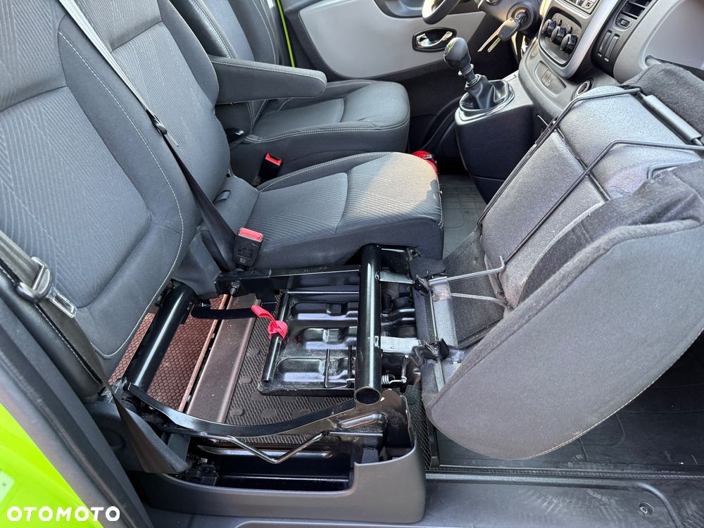 Renault Trafic - 19