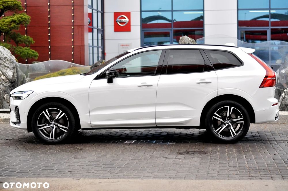 Volvo XC 60 B4 D AWD Ultimate Dark - 9