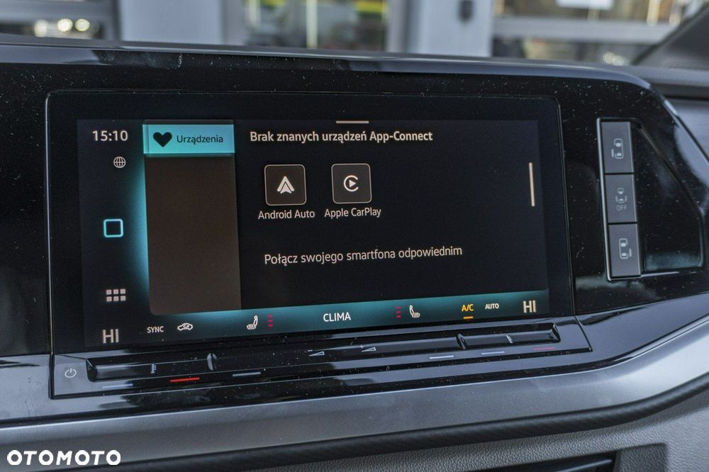 Volkswagen Multivan - 28