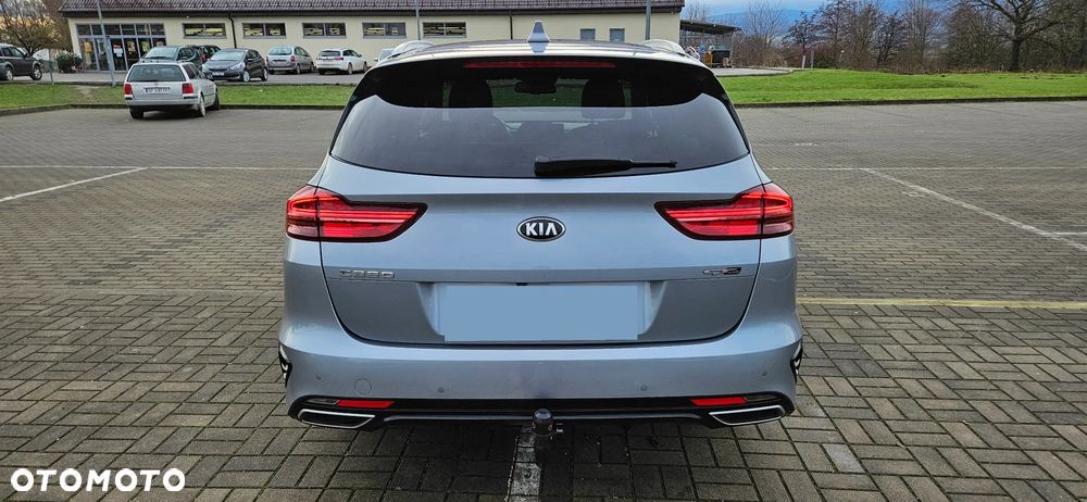 Kia Ceed 1.6 CRDi DCT GT Line - 29