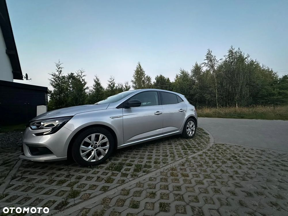 Renault Megane 1.5 Blue dCi Limited - 9