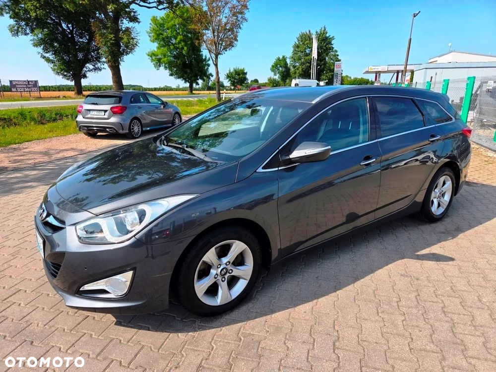 Hyundai i40 Kombi blue 1.7 CRDi Style - 17