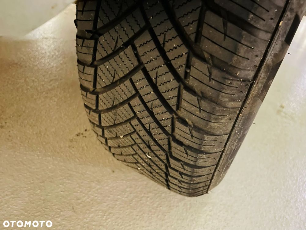 Dacia Sandero 1.2 16V Laureate - 10