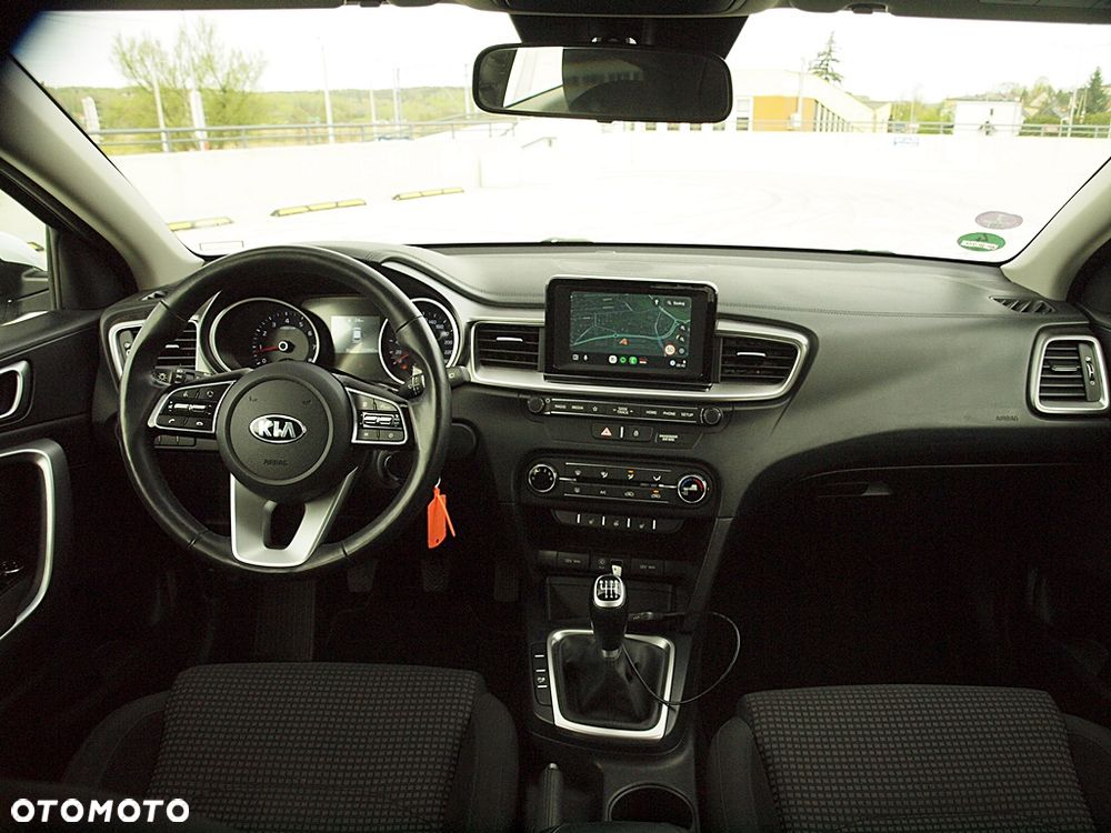 Kia Ceed 1.4 Vision - 19