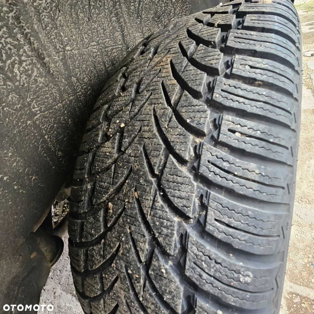 Opony koła felgi  Nokian Tyres /235/65 R18  - 2021 - Nissan Murano Z50 - 7