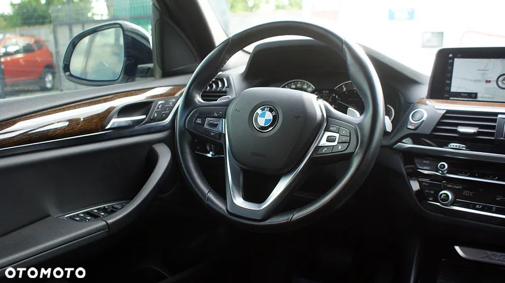 BMW X3 xDrive30i GPF Advantage sport - 11