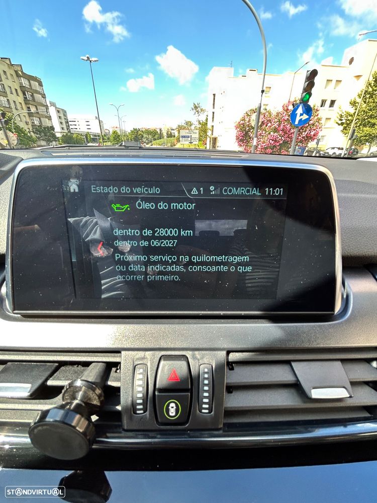 BMW 225xe Active Tourer - 36