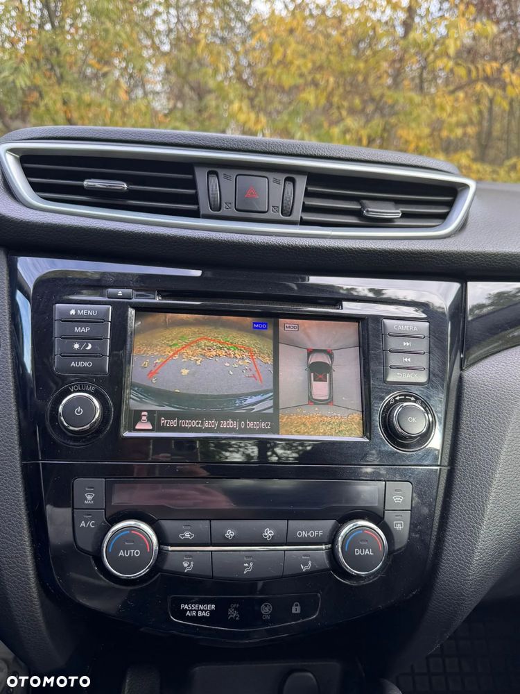 Nissan Qashqai 1.3 DIG-T N-Connecta DCT - 6