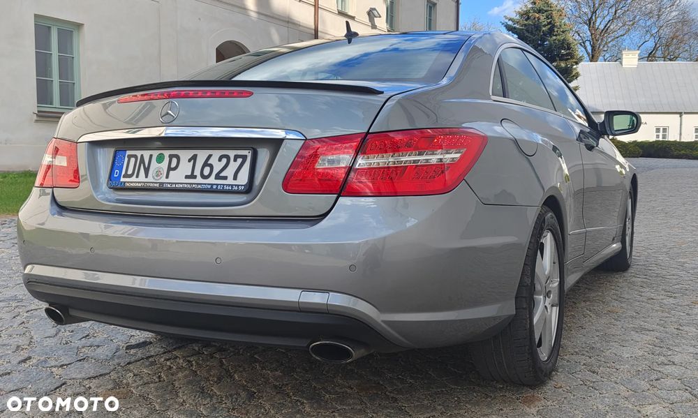 Mercedes-Benz Klasa E 350 CDI DPF BlueEFFICIENCY 7G-TRONIC Avantgarde - 7