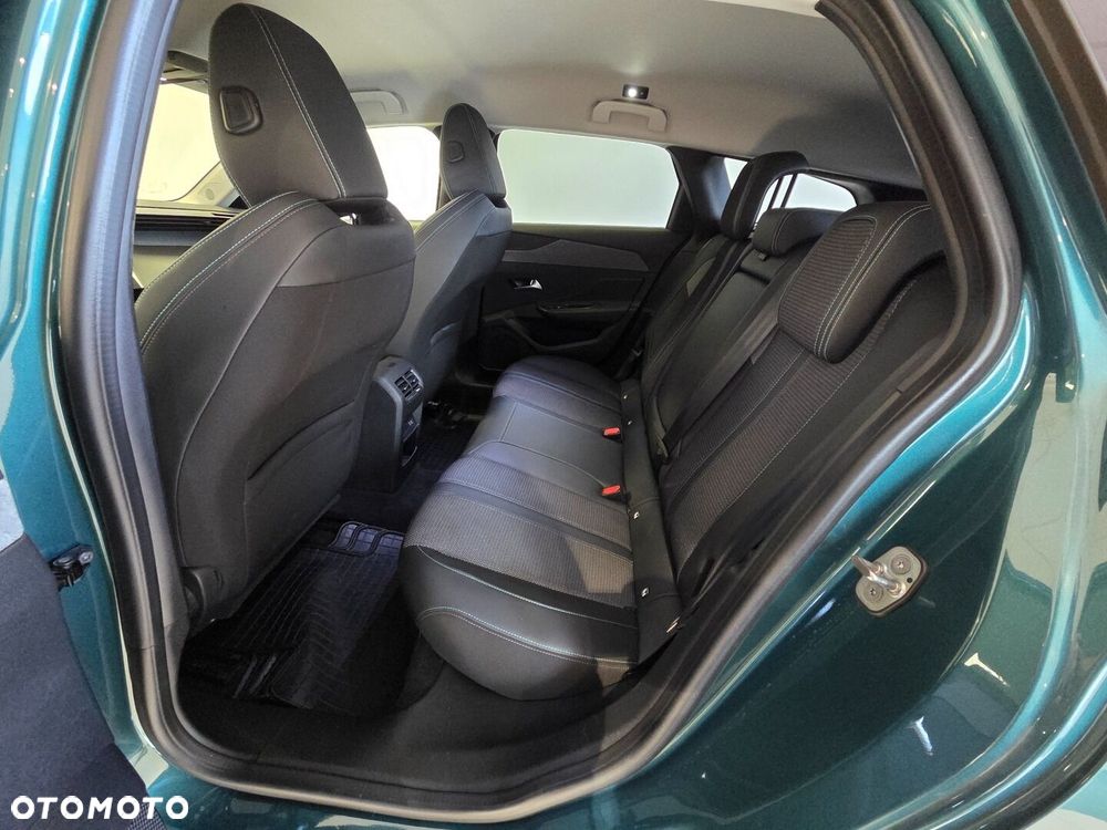 Peugeot 308 1.2 PureTech Allure Pack S&S EAT8 - 9