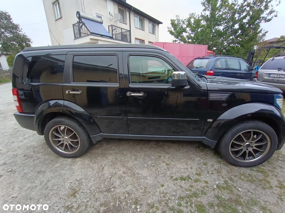 Dodge Nitro 2.8 CRD SXT - 1
