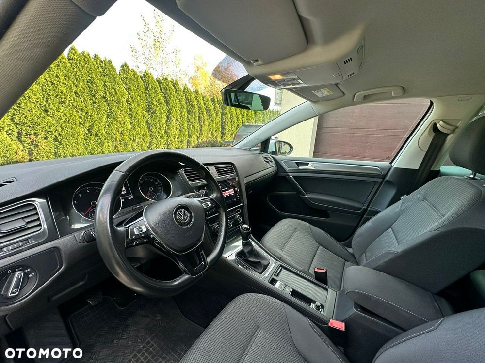 Volkswagen Golf Variant - 8