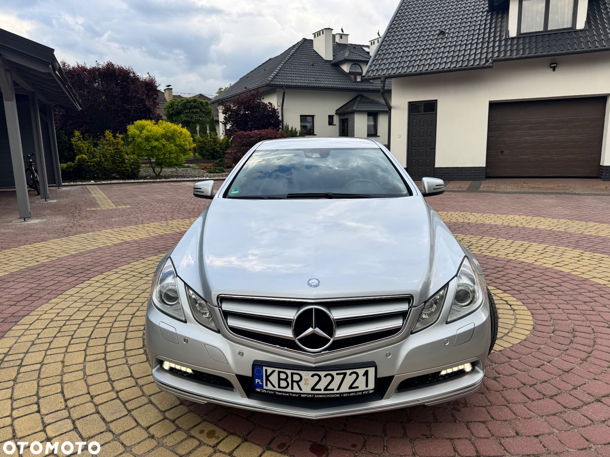 Mercedes-Benz Klasa E 350 CGI Cabrio BlueEFFICIENCY 7G-TRONIC Avantgarde - 7