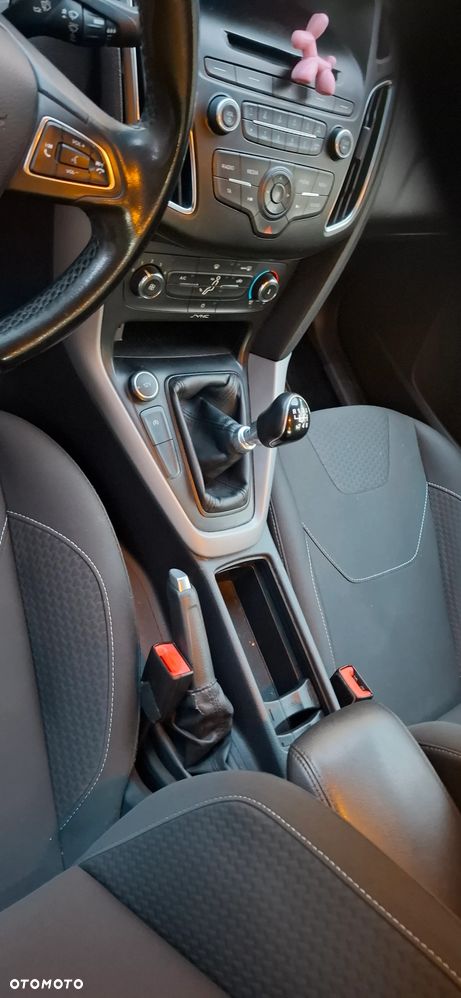 Ford Focus 1.5 EcoBoost Trend ASS - 12