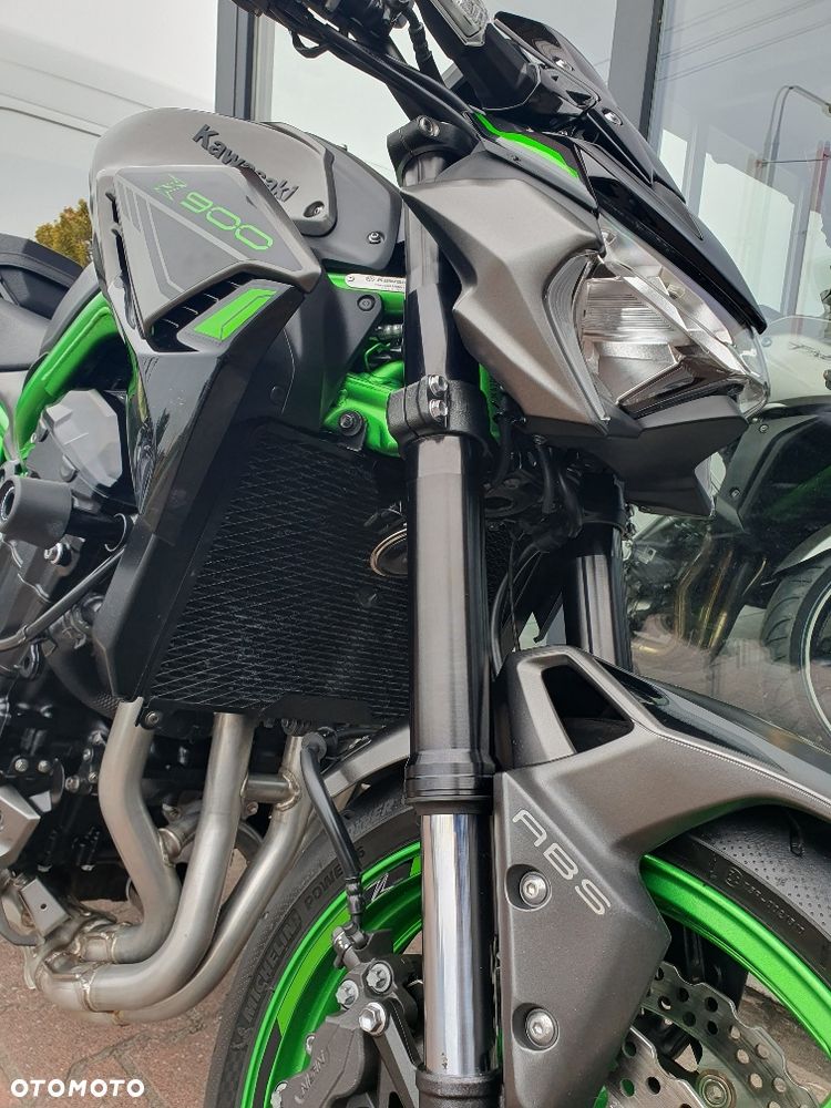Kawasaki Z 900 - 29