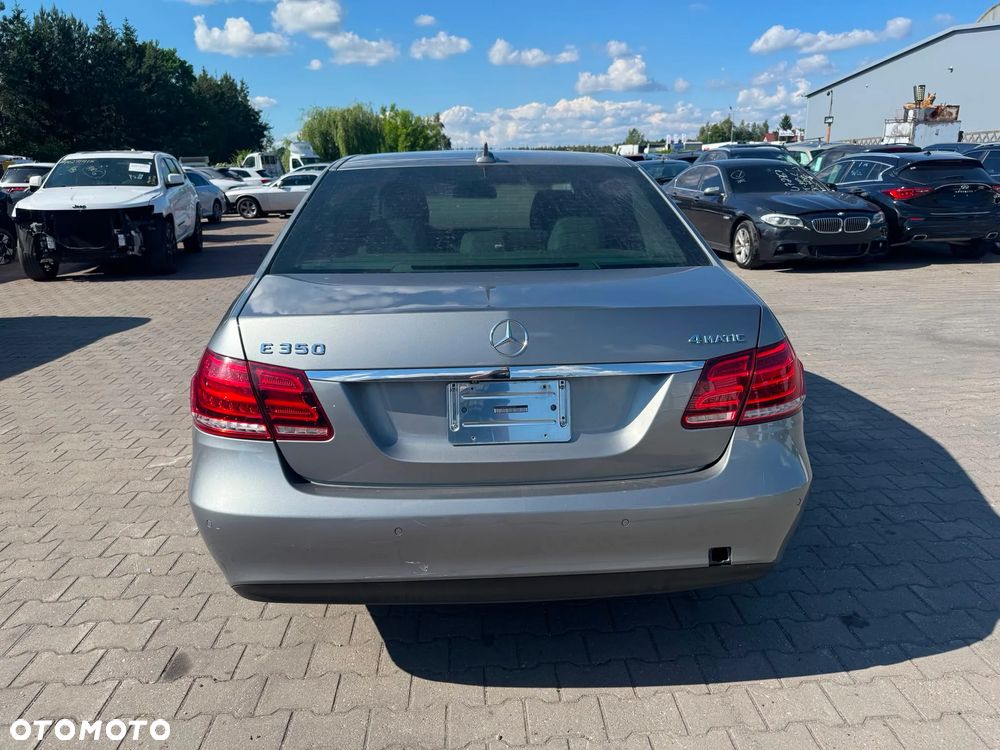 Mercedes-Benz Klasa E - 8