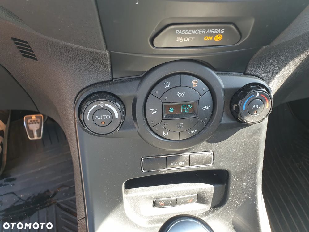 Ford Fiesta ST - 16