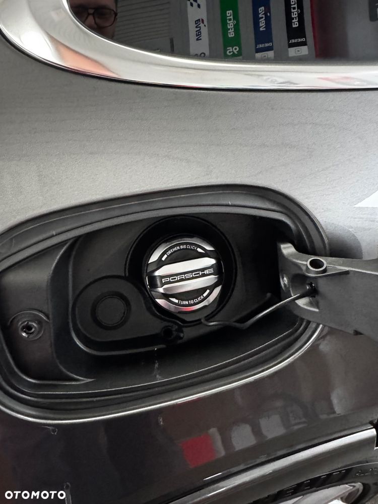 Porsche Cayenne - 15