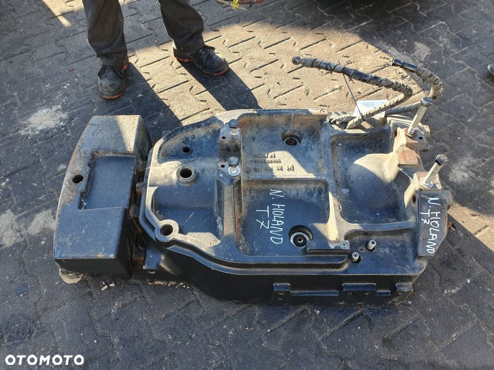 MOCOWANIE TRAKTOR NEW HOLLAND T7 185 MOSTU PRZÓD - 1