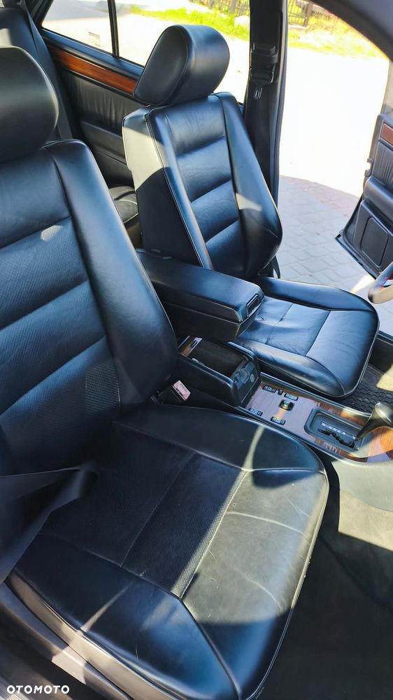 Mercedes-Benz Klasa E 320 Avantgarde - 23