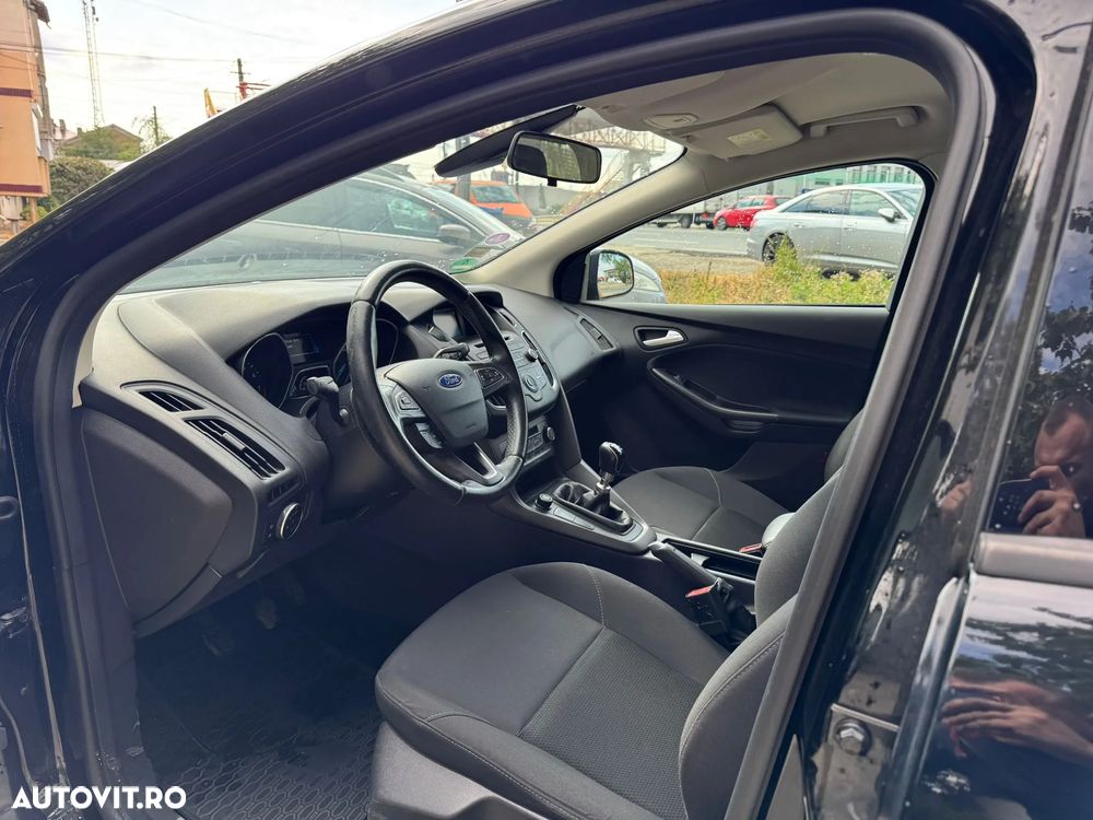 Ford Focus 1.0 EcoBoost Start-Stopp-System Business Edition - 6