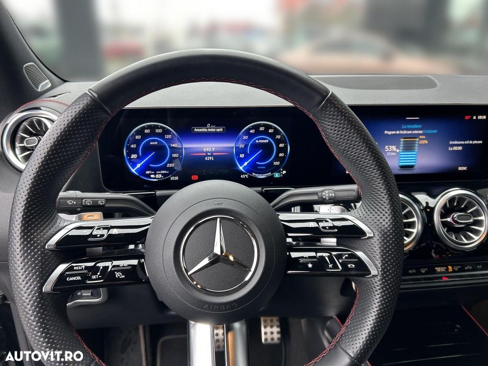 Mercedes-Benz EQA 250+ - 12