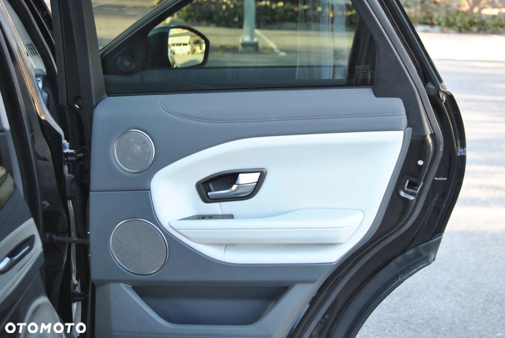 Land Rover Range Rover Evoque D150 R-Dynamic SE - 21