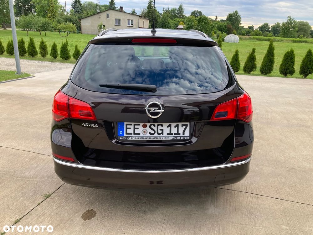 Opel Astra 1.4 T Cosmo EU6 - 7