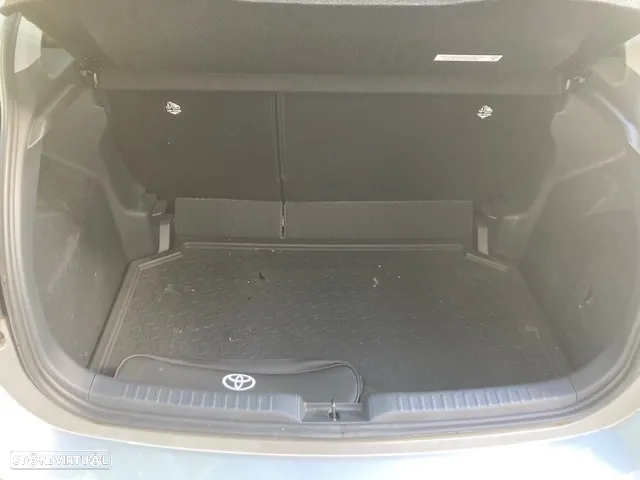 Toyota Yaris 1.5 HDF Exclusive - 17