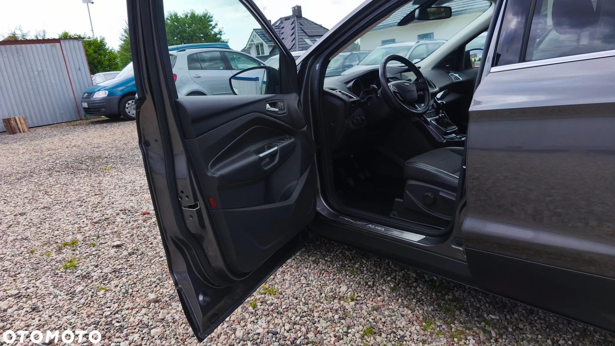 Ford Kuga 1.5 EcoBoost 2x4 Titanium - 14