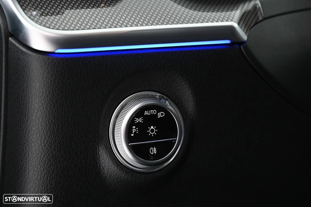 Mercedes-Benz C 300 d AMG Line - 28