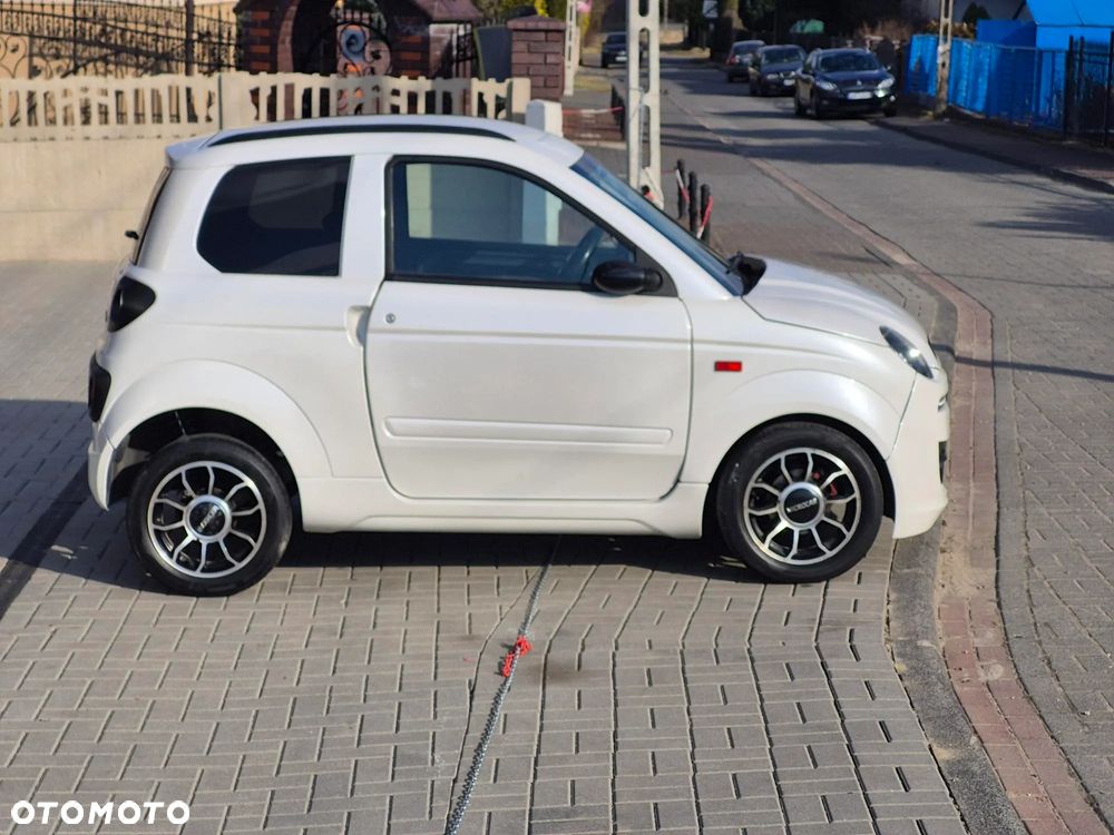 Microcar M.GO - 13