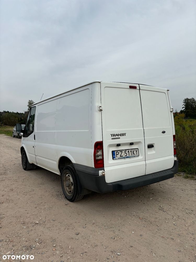Ford Transit - 8