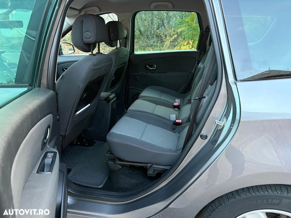 Renault Grand Scenic dCi 110 LIMITED - 7