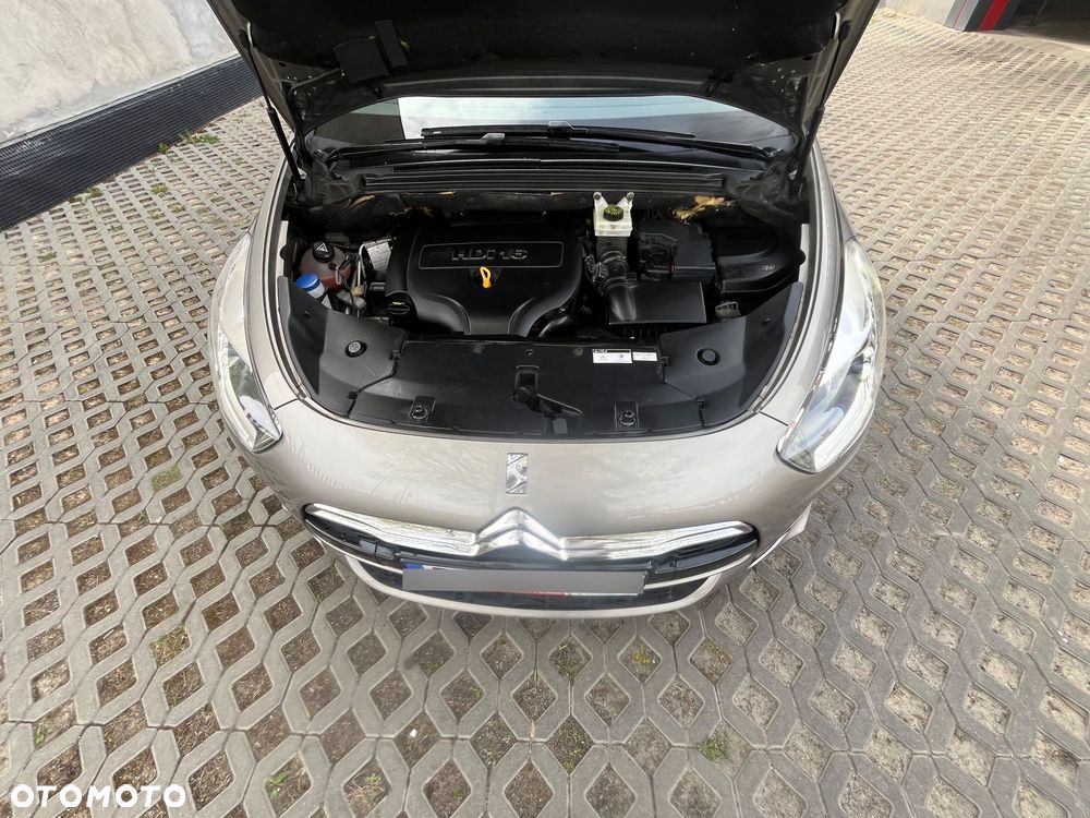 Citroën DS5 2.0 HDi SoChic - 25