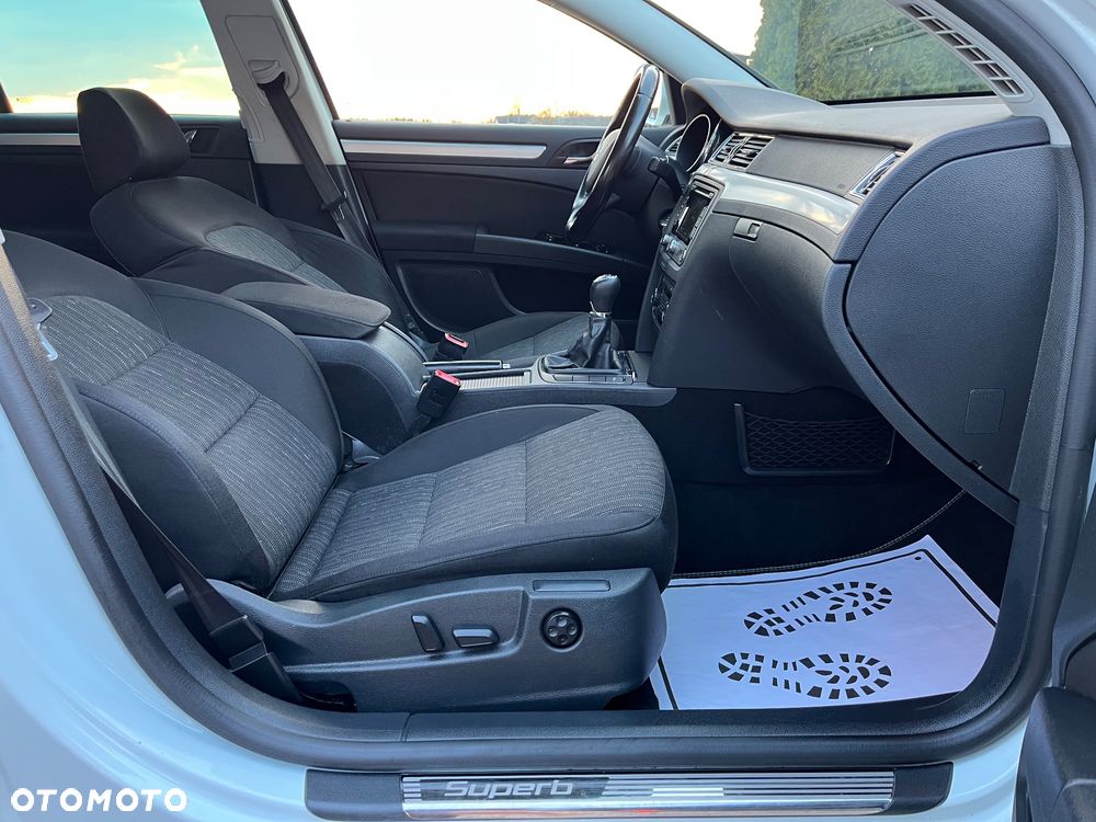 Skoda Superb - 24