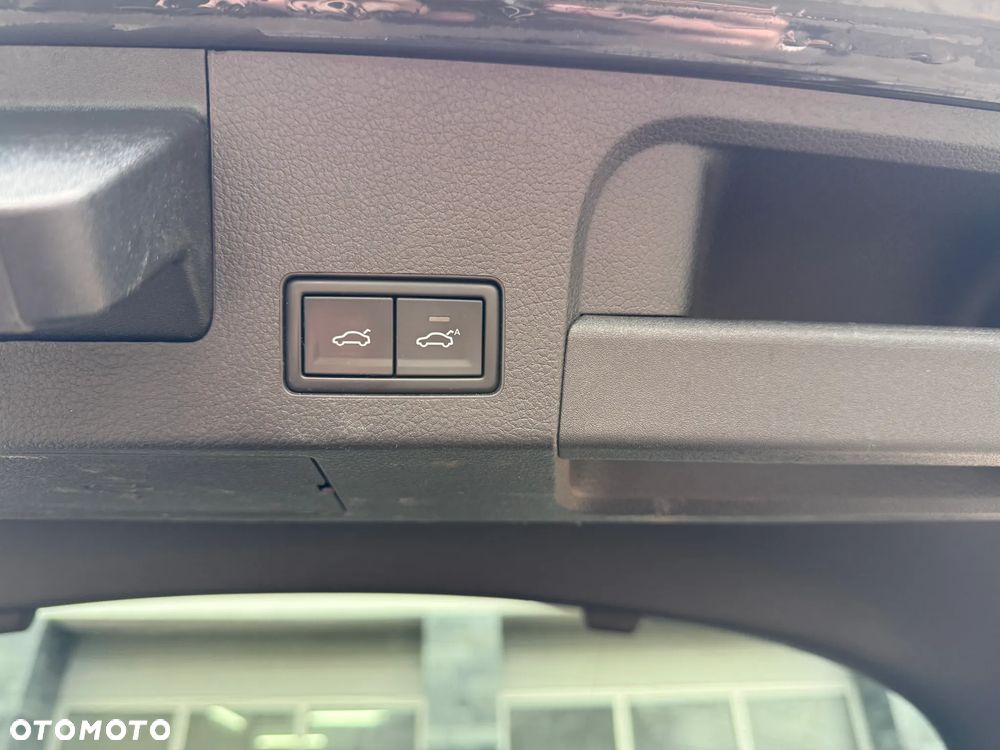 Volkswagen Arteon 2.0 TDI SCR 4Motion DSG R-Line - 16