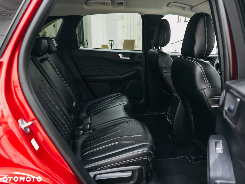 Ford Kuga 2.5P PHEV FWD Vignale - 38