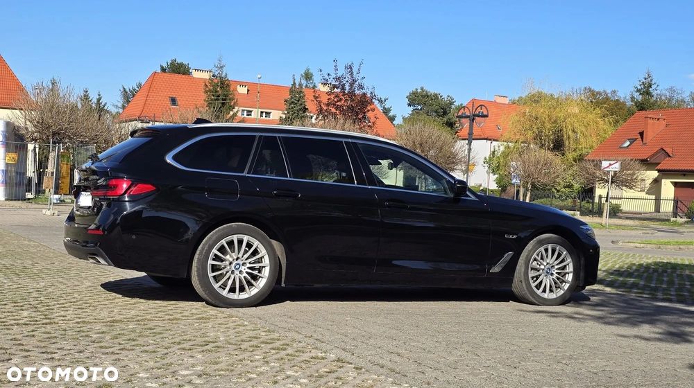 BMW Seria 5 530e Luxury Line sport - 8
