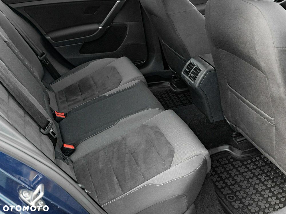 Volkswagen Golf VII 2.0 TDI BMT Highline DSG - 29