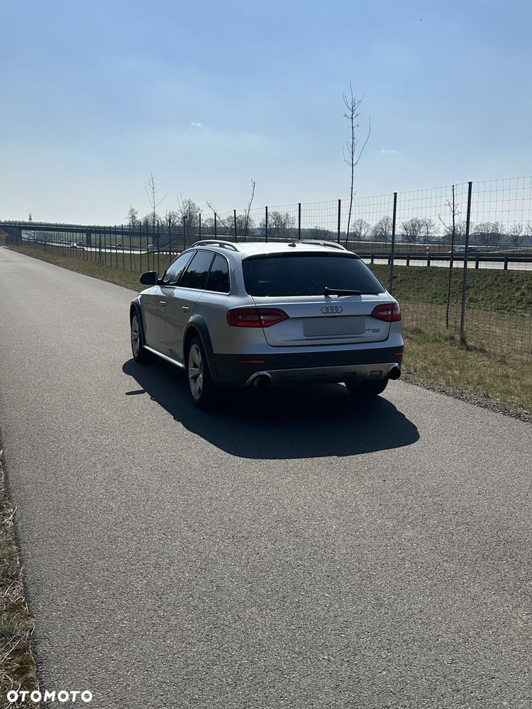 Audi A4 Allroad 2.0 TFSI Quattro S tronic - 4