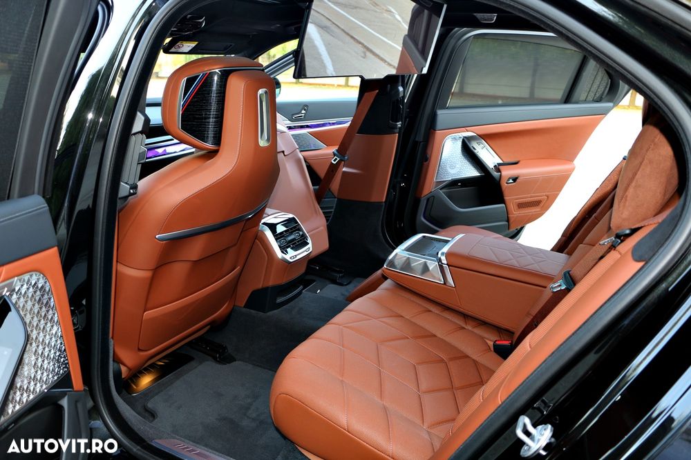 BMW Seria 7 - 25