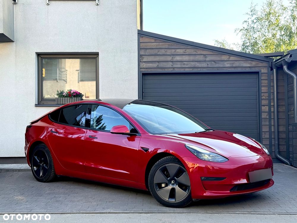Tesla Model 3 - 2