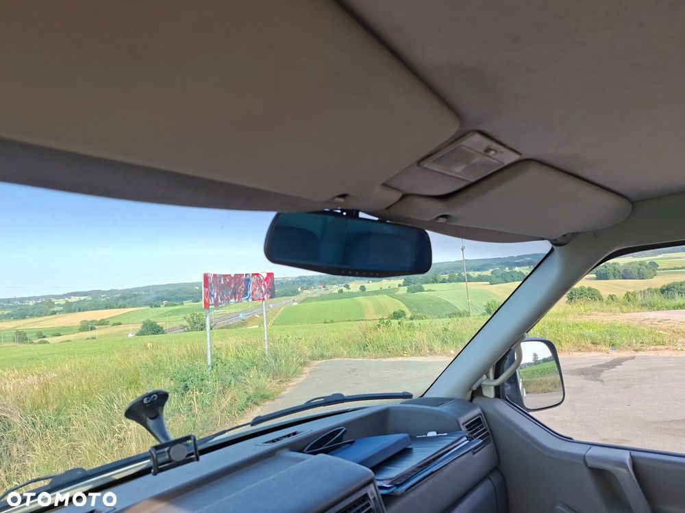 Volkswagen Transporter L - 11